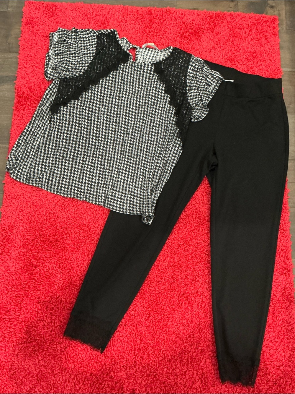 Michael Kors  Lace Shirt and Pull on Pants with Lace Hem